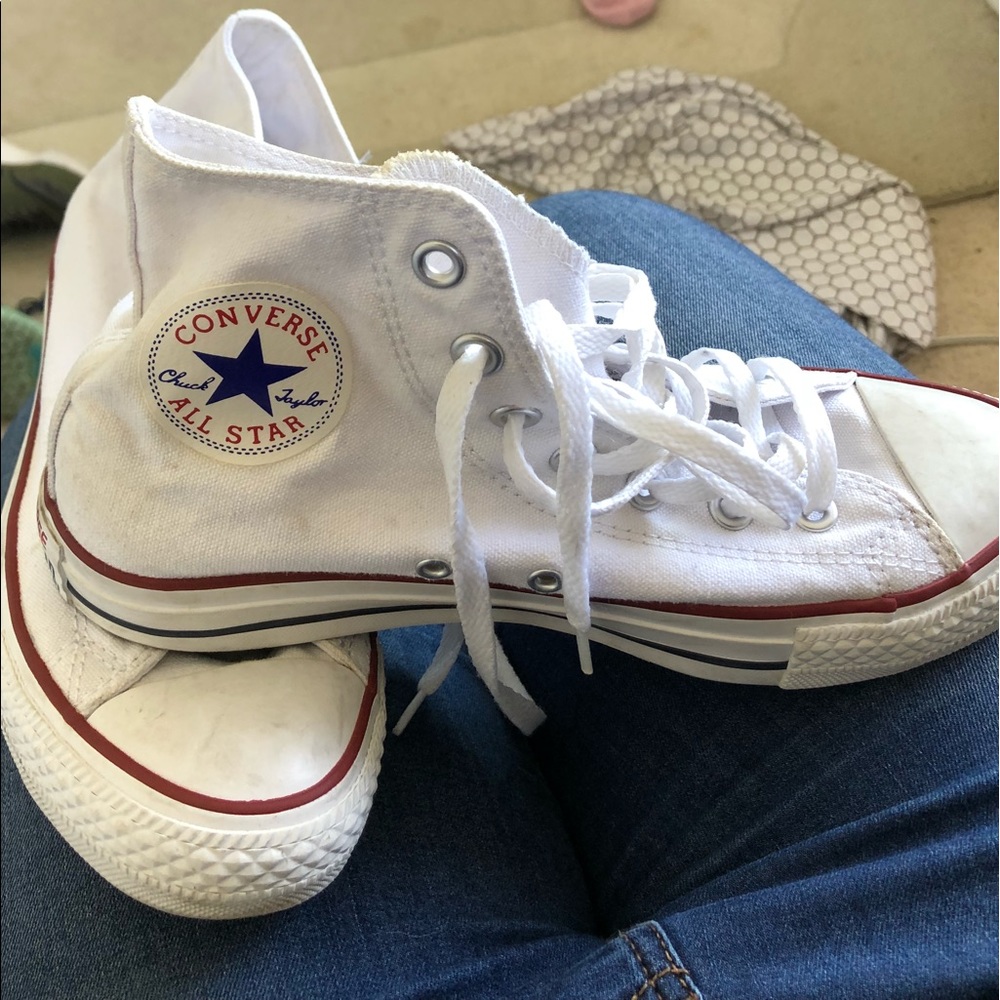 chuck Taylor’s Unisex size 8 women size 6 men’s